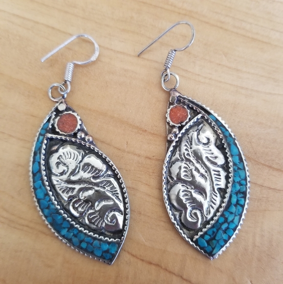 Tibetan Earrings - Picture 1 of 2